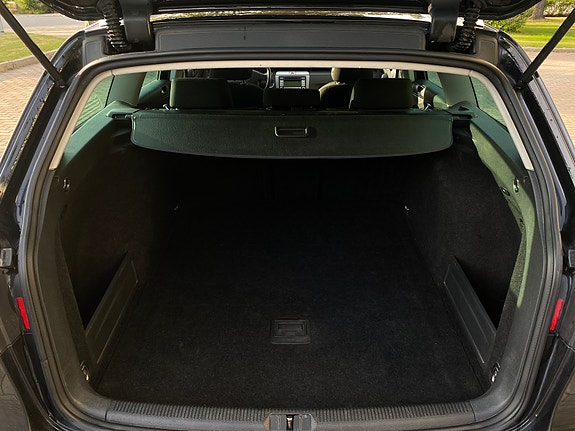Volkswagen Passat 7 of 8