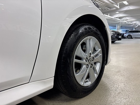Toyota Yaris 11 of 14