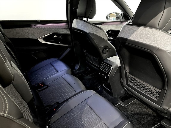 Peugeot 5008 12 of 15
