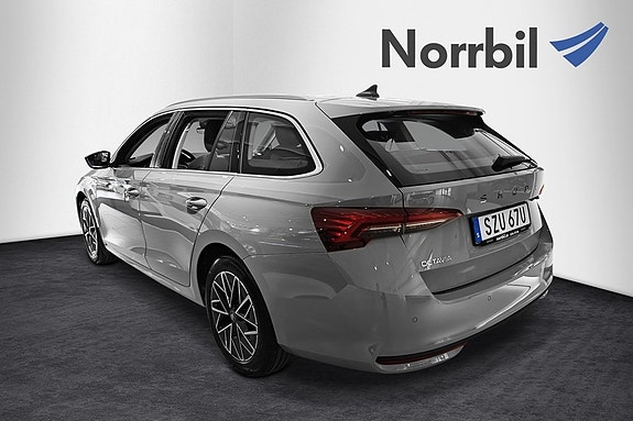 Skoda Octavia 4 of 10