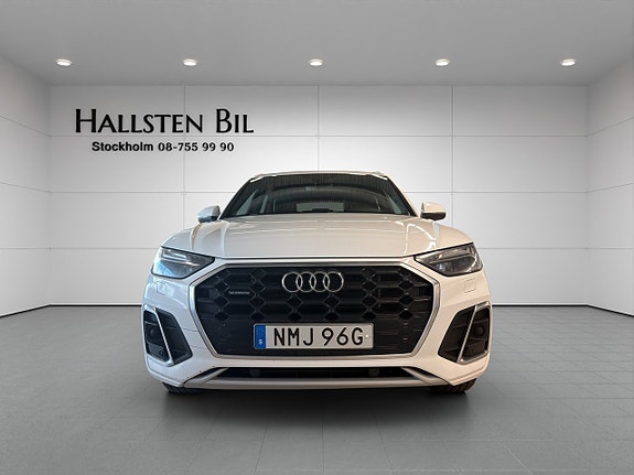 Audi Q5 3 of 27