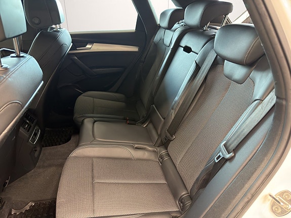 Audi Q5 15 of 27