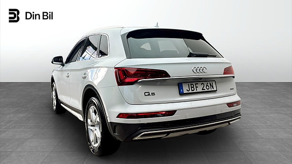 Audi Q5 3 of 12