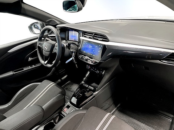 Opel Corsa 11 of 15