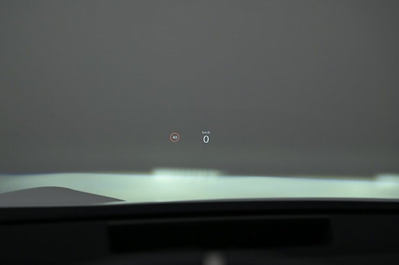 Polestar 4 8 of 27