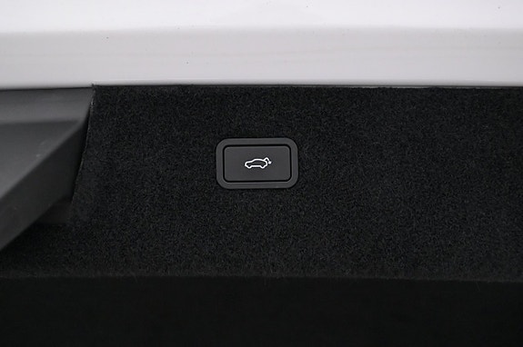Polestar 4 24 of 27