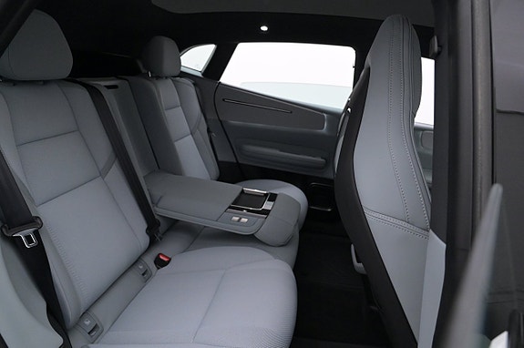 Polestar 4 21 of 27