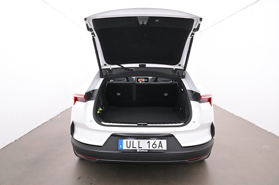 Polestar 4 23 of 27