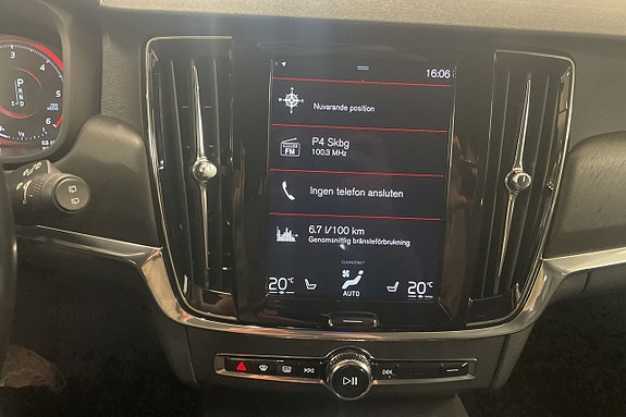 Volvo V90 Cross Country 10 of 17