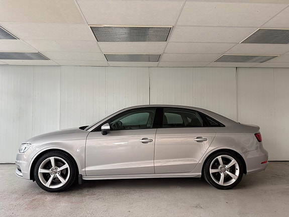 Audi A3 2 of 11