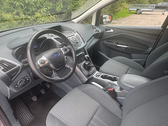 Ford C-Max 9 of 14