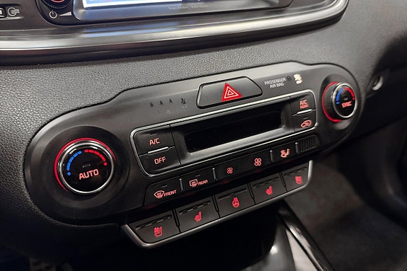 Kia Sorento 13 of 20