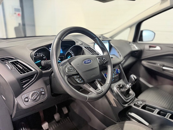 Ford C-Max 10 of 15