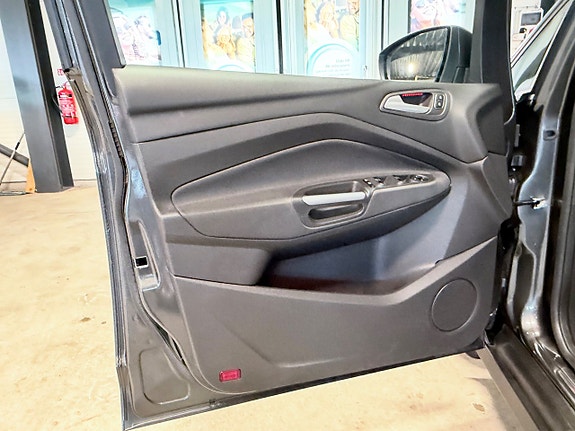 Ford C-Max 13 of 15