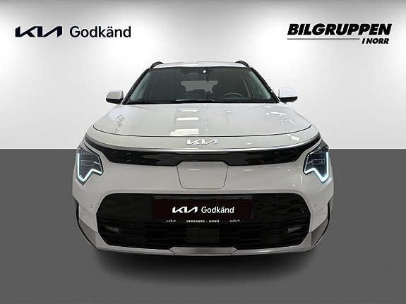 Kia Niro 2 of 18