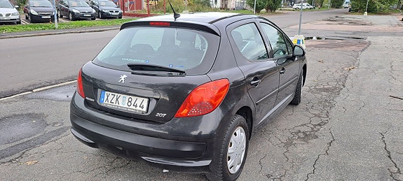 Peugeot 207 3 of 12