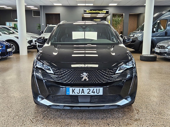 Peugeot 3008 2 of 17
