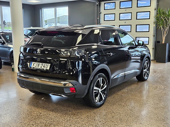 Peugeot 3008 6 of 17