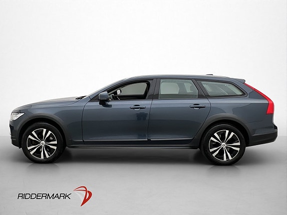 Volvo V90 Cross Country 4 of 29