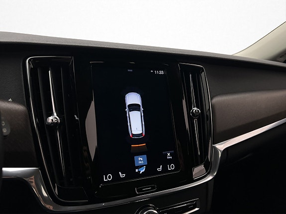 Volvo V90 Cross Country 17 of 29