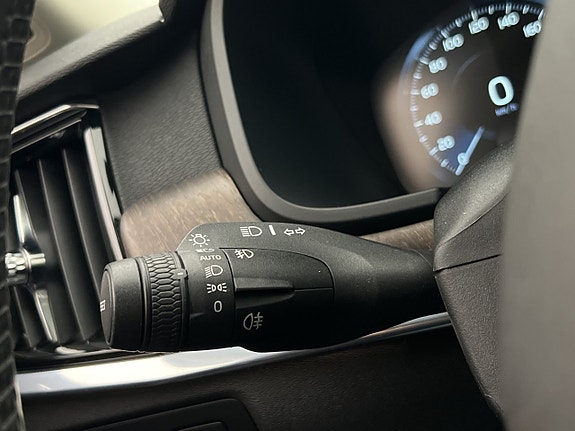 Volvo V90 Cross Country 29 of 29