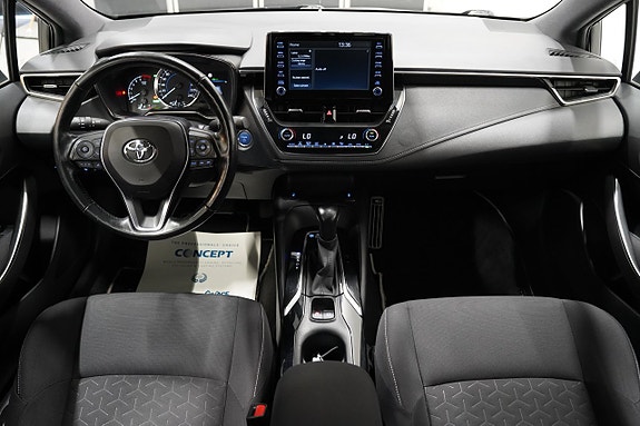 Toyota Corolla 10 of 19