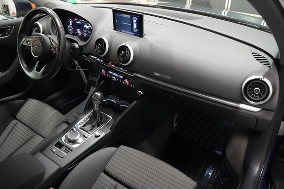 Audi A3 9 of 22