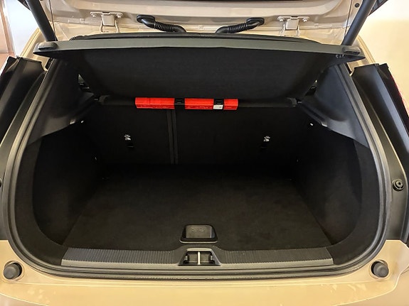 Volvo EX30 9 of 18