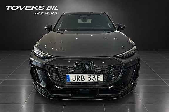 Audi Q6 e-tron 8 of 18