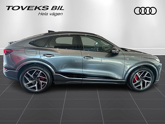 Audi Q6 e-tron 2 of 19