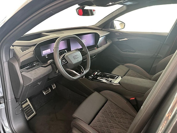 Audi Q6 e-tron 10 of 19