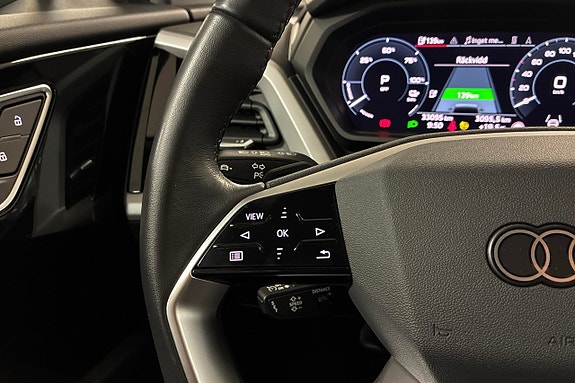 Audi e-tron 19 of 26