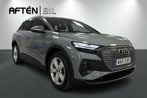 Audi e-tron 4 of 26
