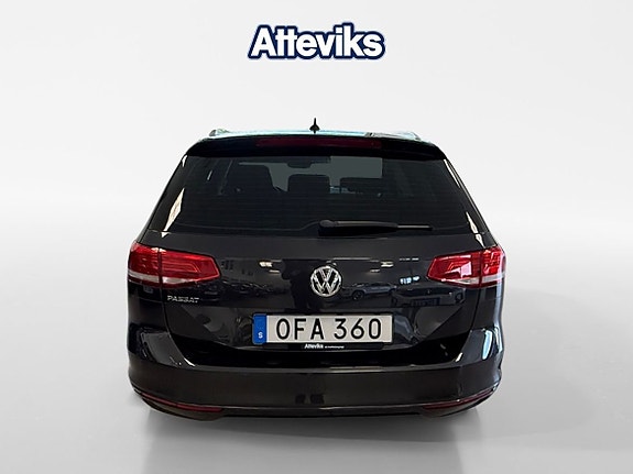 Volkswagen Passat 4 of 18