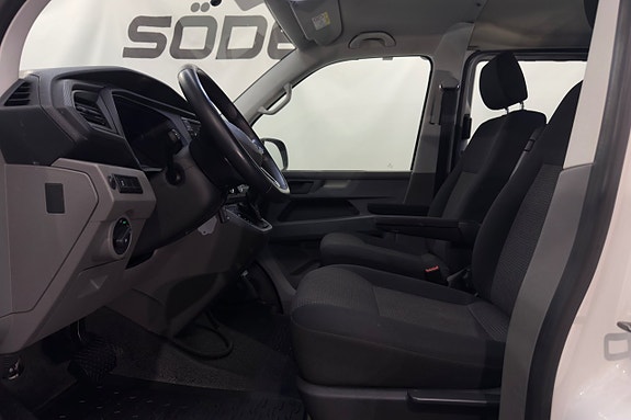 Volkswagen Transporter 8 of 22