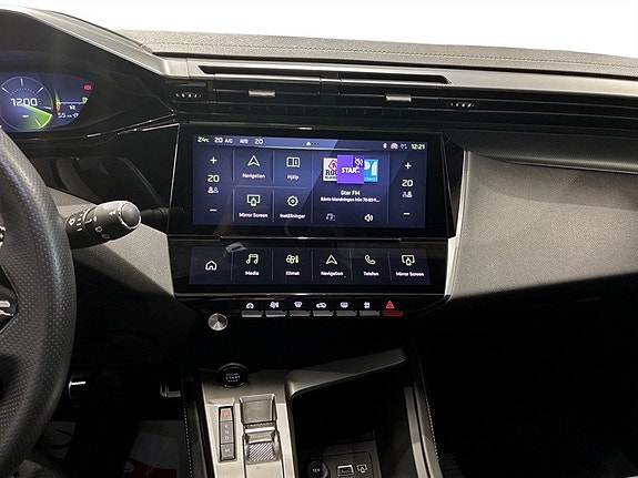 Peugeot 308 SW 12 of 18