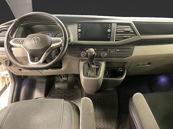 Volkswagen Transporter 12 of 21