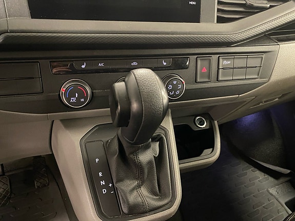 Volkswagen Transporter 13 of 21