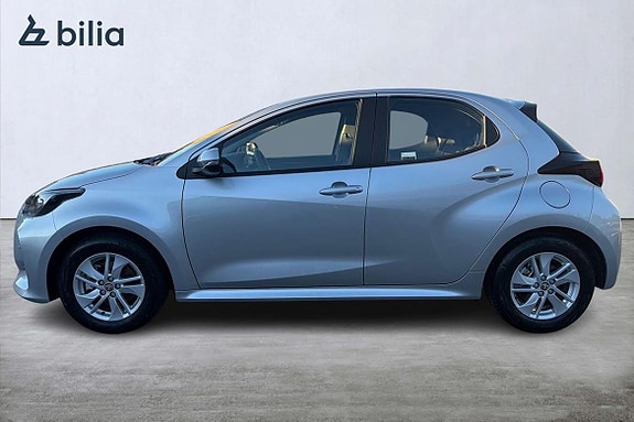 Toyota Yaris 3 of 21