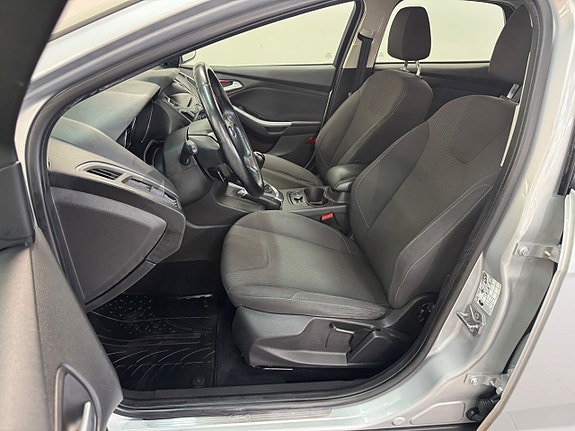 Ford Focus 10 of 15