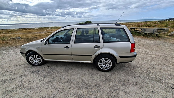 Volkswagen Golf IV 3 of 18
