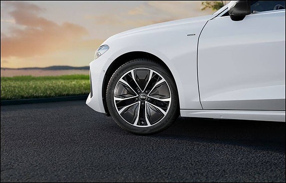 Audi A5 4 of 9