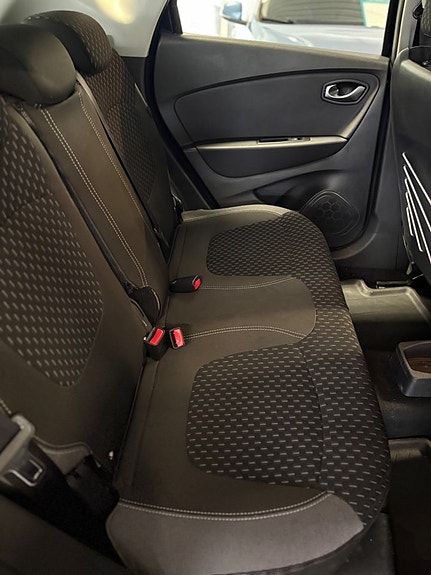 Renault Captur 6 of 11