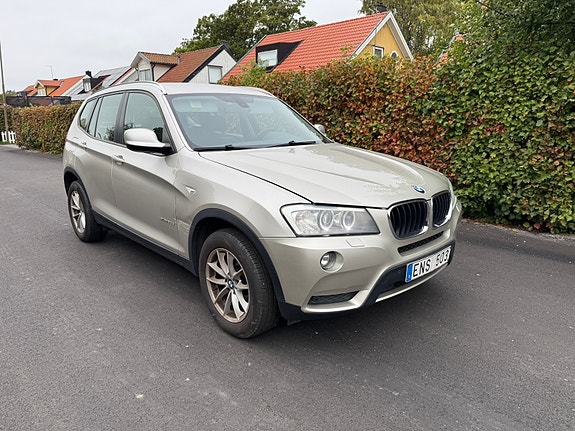 BMW X3 2 of 10