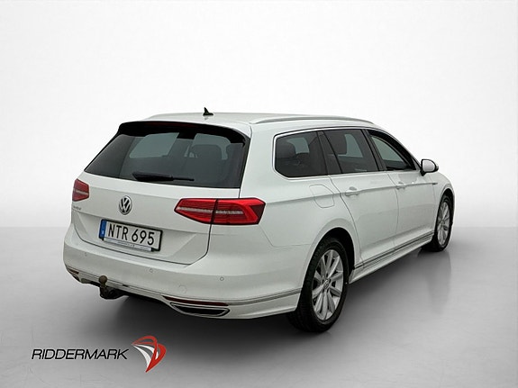 Volkswagen Passat 6 of 30