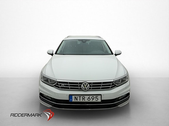 Volkswagen Passat 2 of 30