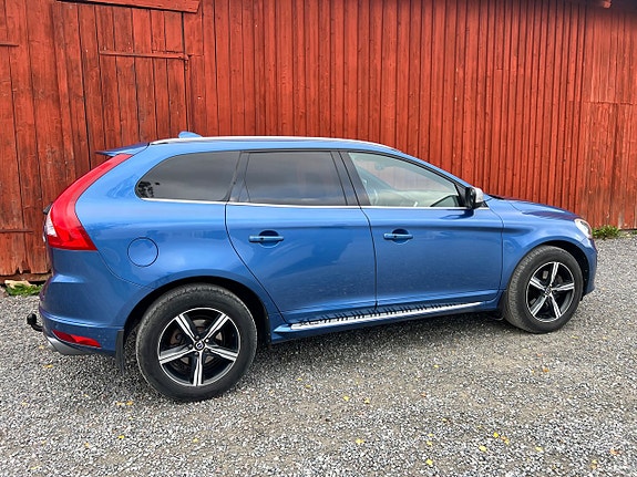 Volvo XC60 3 of 13