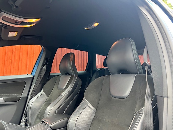 Volvo XC60 12 of 13