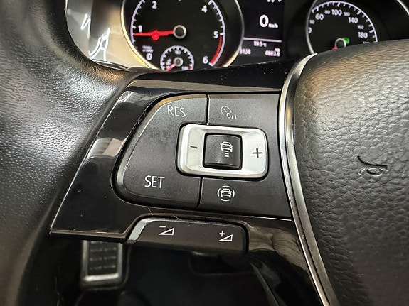 Volkswagen Golf I 17 of 20