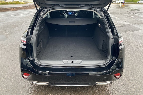 Peugeot 308 SW 7 of 7